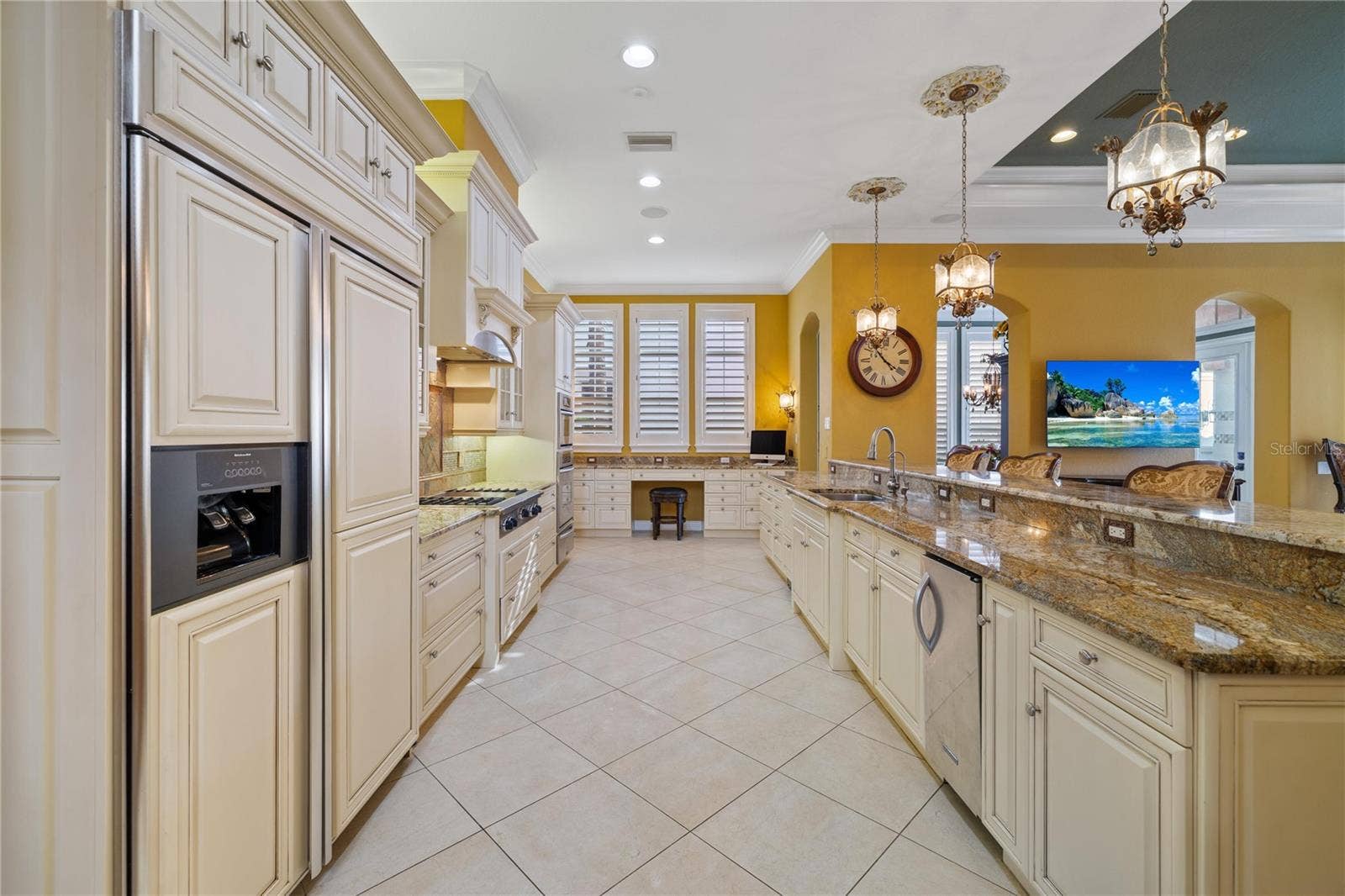 4912 YACHT CLUB, Tampa, FL 33616 4912 YACHT CLUB, Tampa, FL 33616