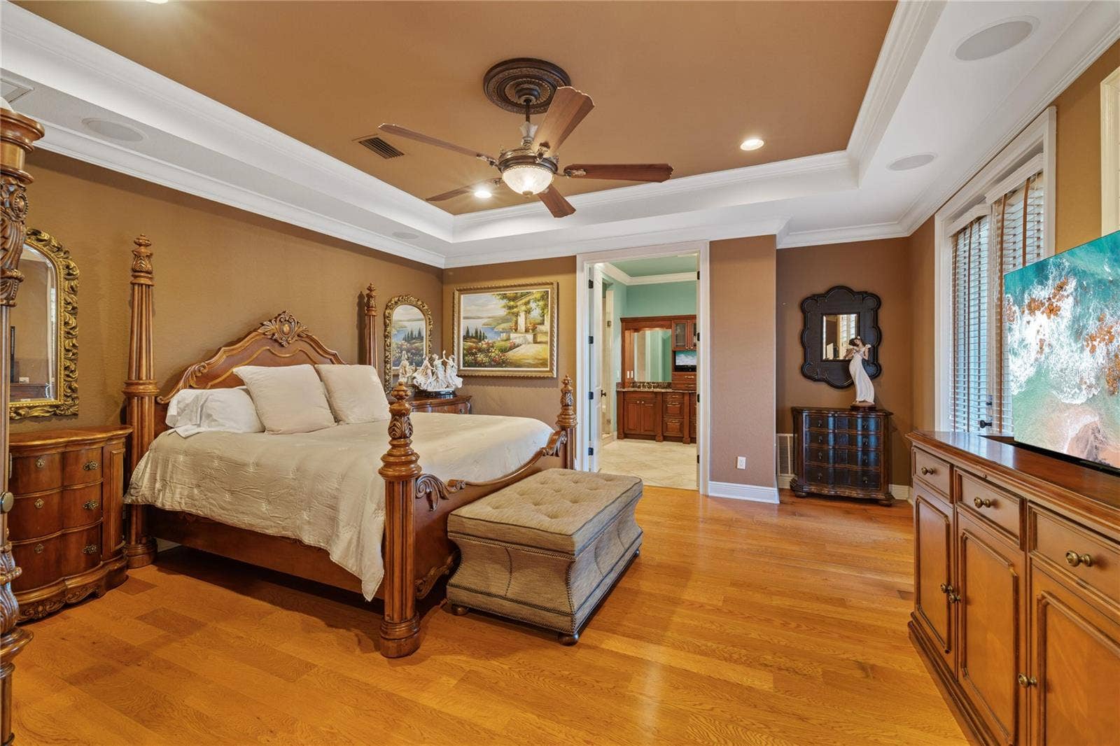 4912 YACHT CLUB, Tampa, FL 33616 4912 YACHT CLUB, Tampa, FL 33616