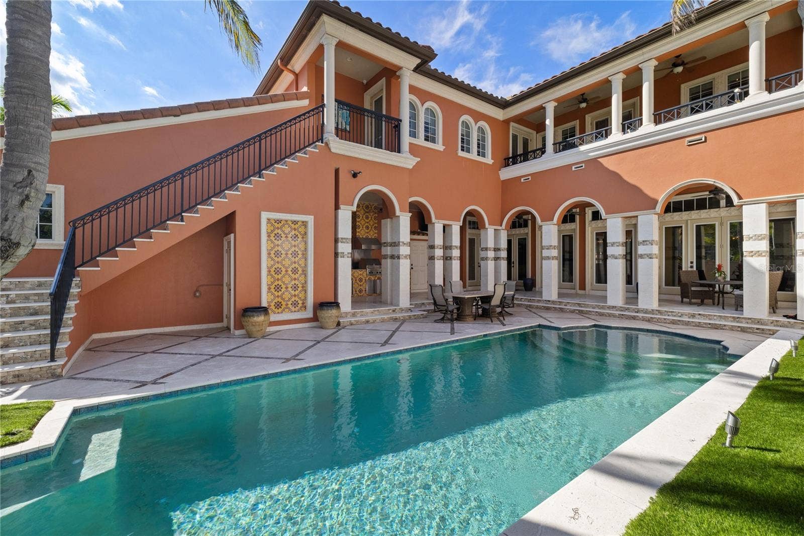 4912 YACHT CLUB, Tampa, FL 33616 4912 YACHT CLUB, Tampa, FL 33616