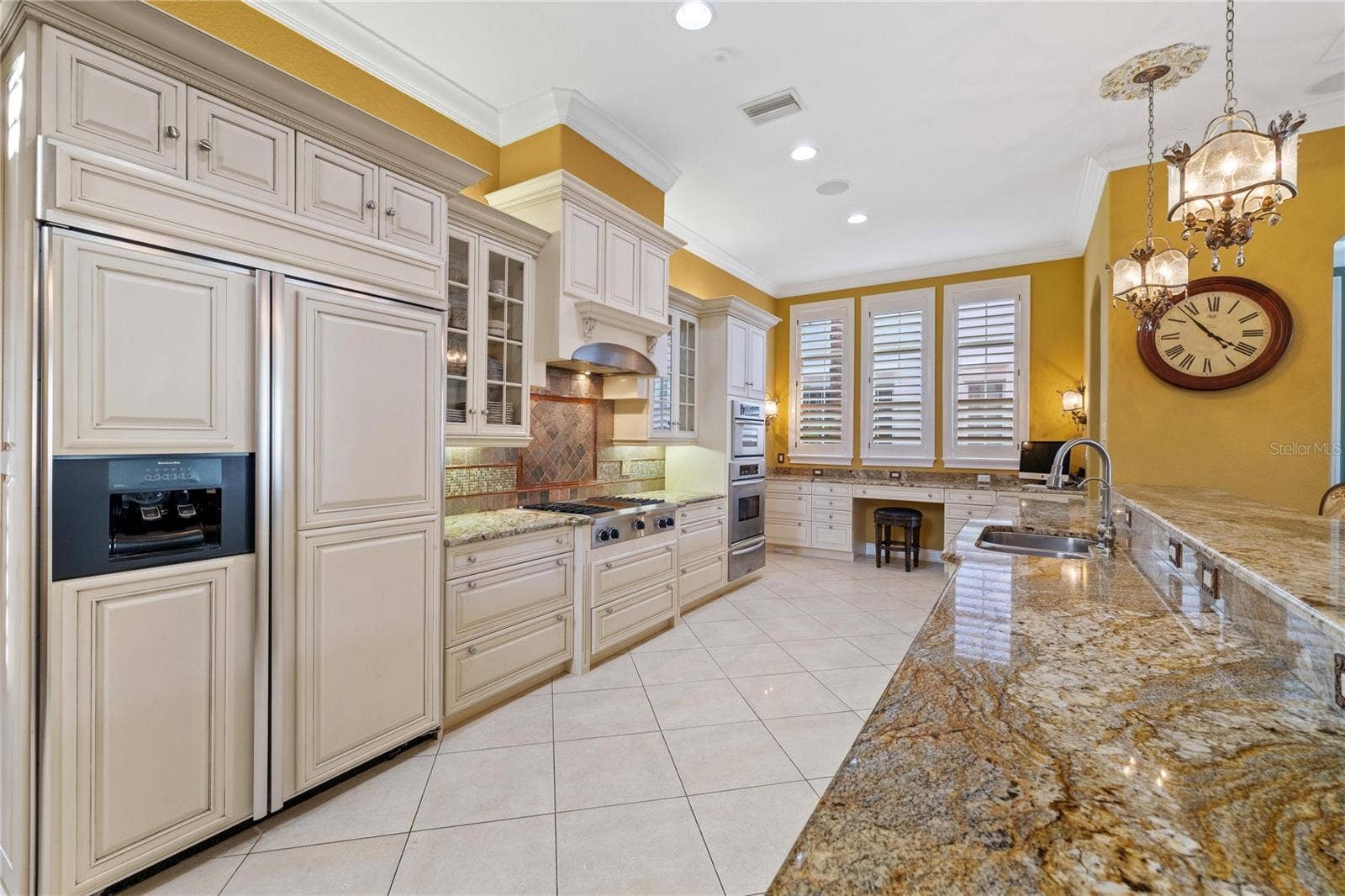 4912 YACHT CLUB, Tampa, FL 33616 4912 YACHT CLUB, Tampa, FL 33616