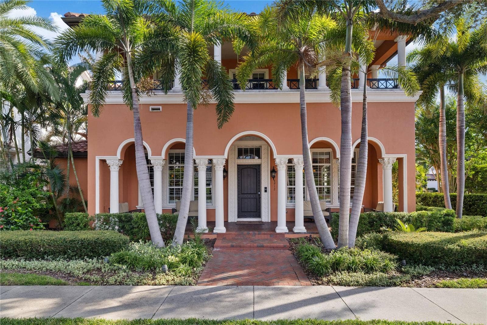 4912 YACHT CLUB, Tampa, FL 33616 4912 YACHT CLUB, Tampa, FL 33616