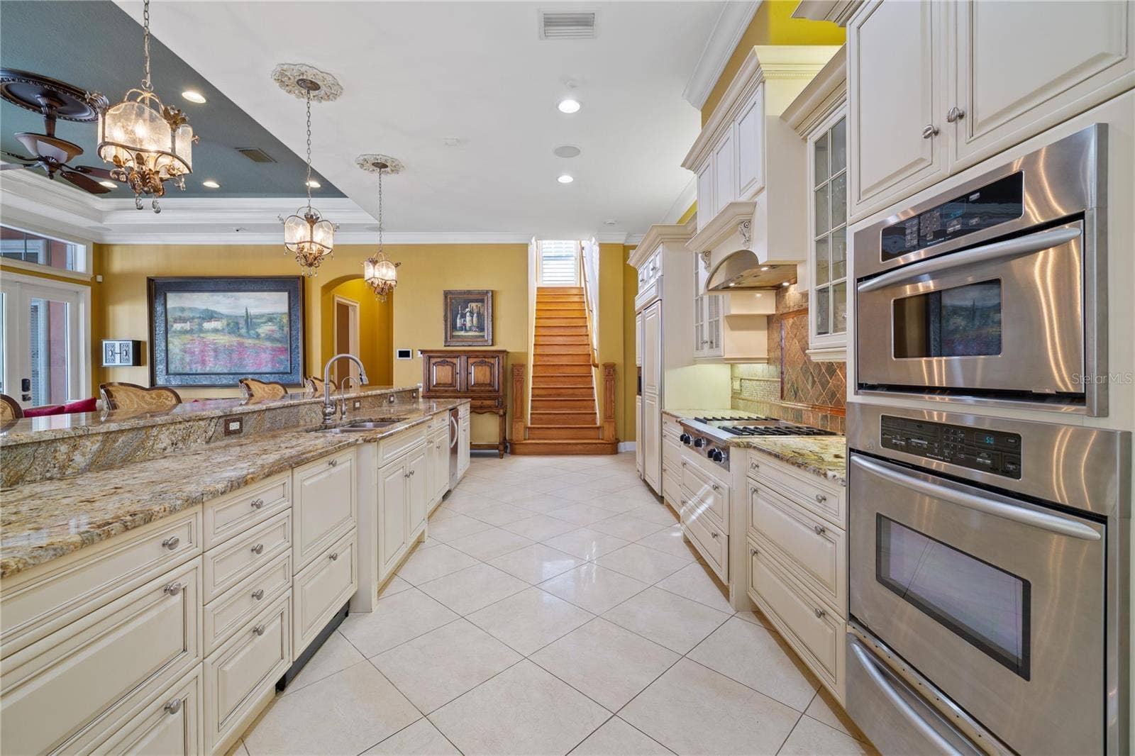 4912 YACHT CLUB, Tampa, FL 33616 4912 YACHT CLUB, Tampa, FL 33616