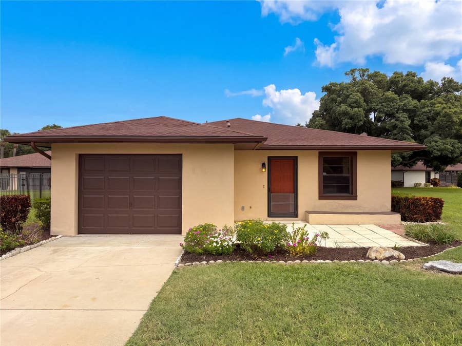 Property photo for 6410 HERITAGE LANE, Bradenton, FL