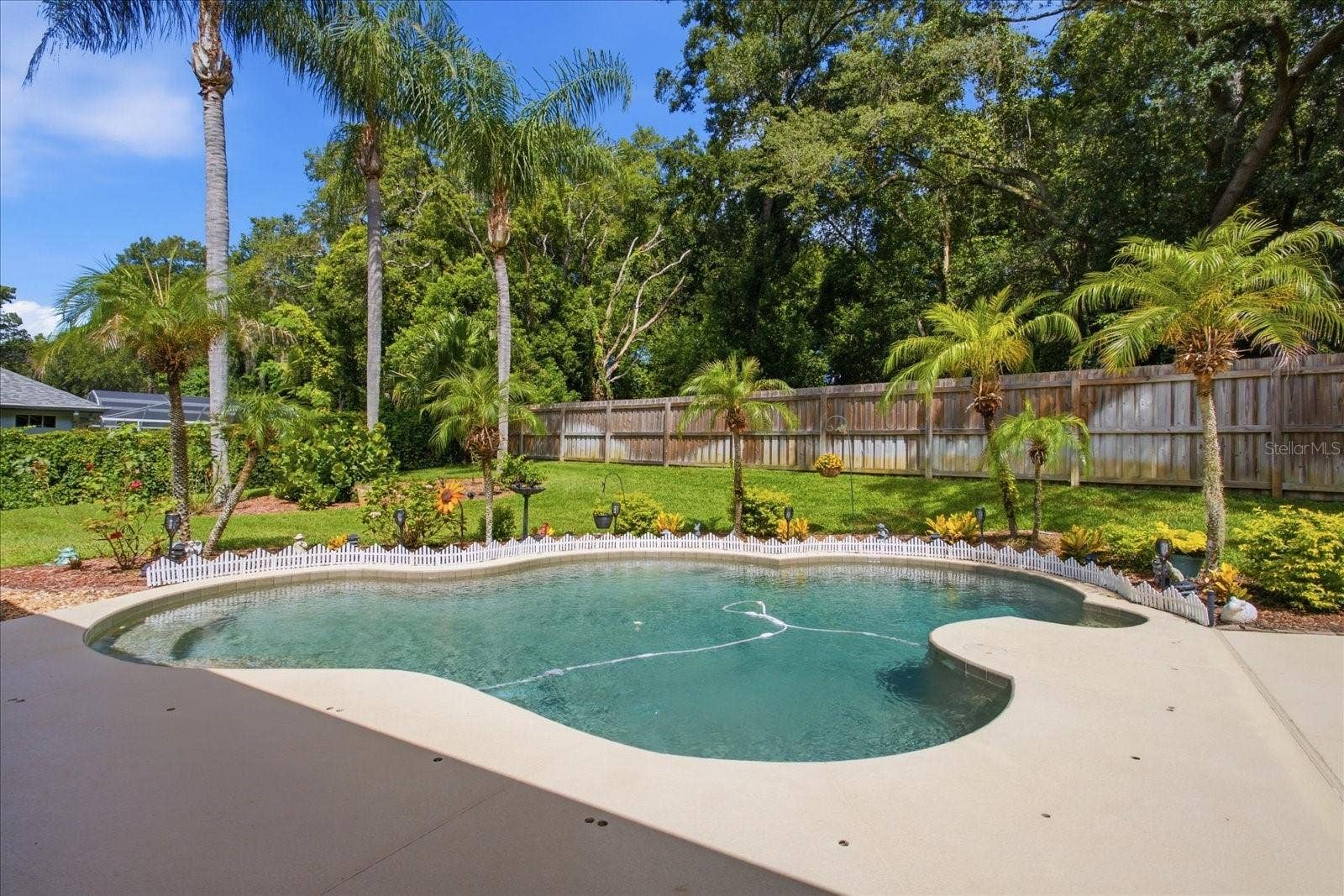 1660 SWEETWATER WEST CIRCLE, Apopka, FL 32712