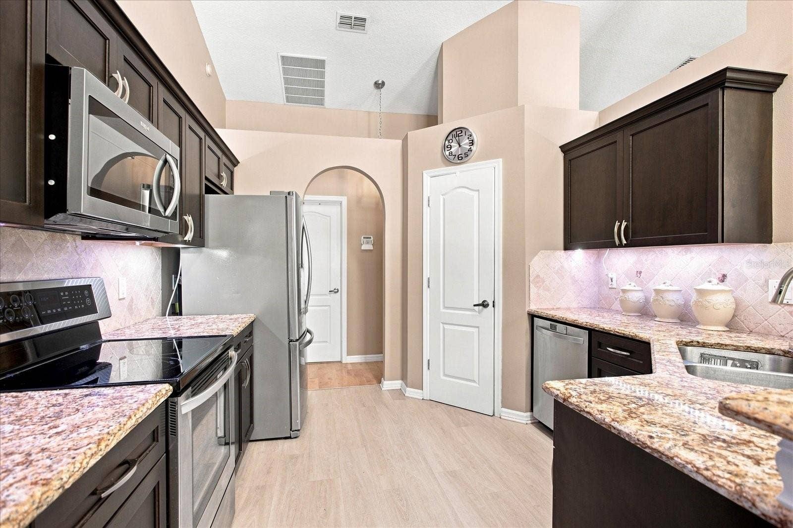 1660 SWEETWATER WEST CIRCLE, Apopka, FL 32712