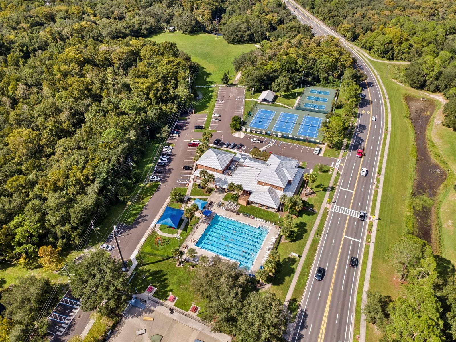 1017 EAGENS CREEK COURT, Oviedo, FL 32765 1017 EAGENS CREEK COURT, Oviedo, FL 32765
