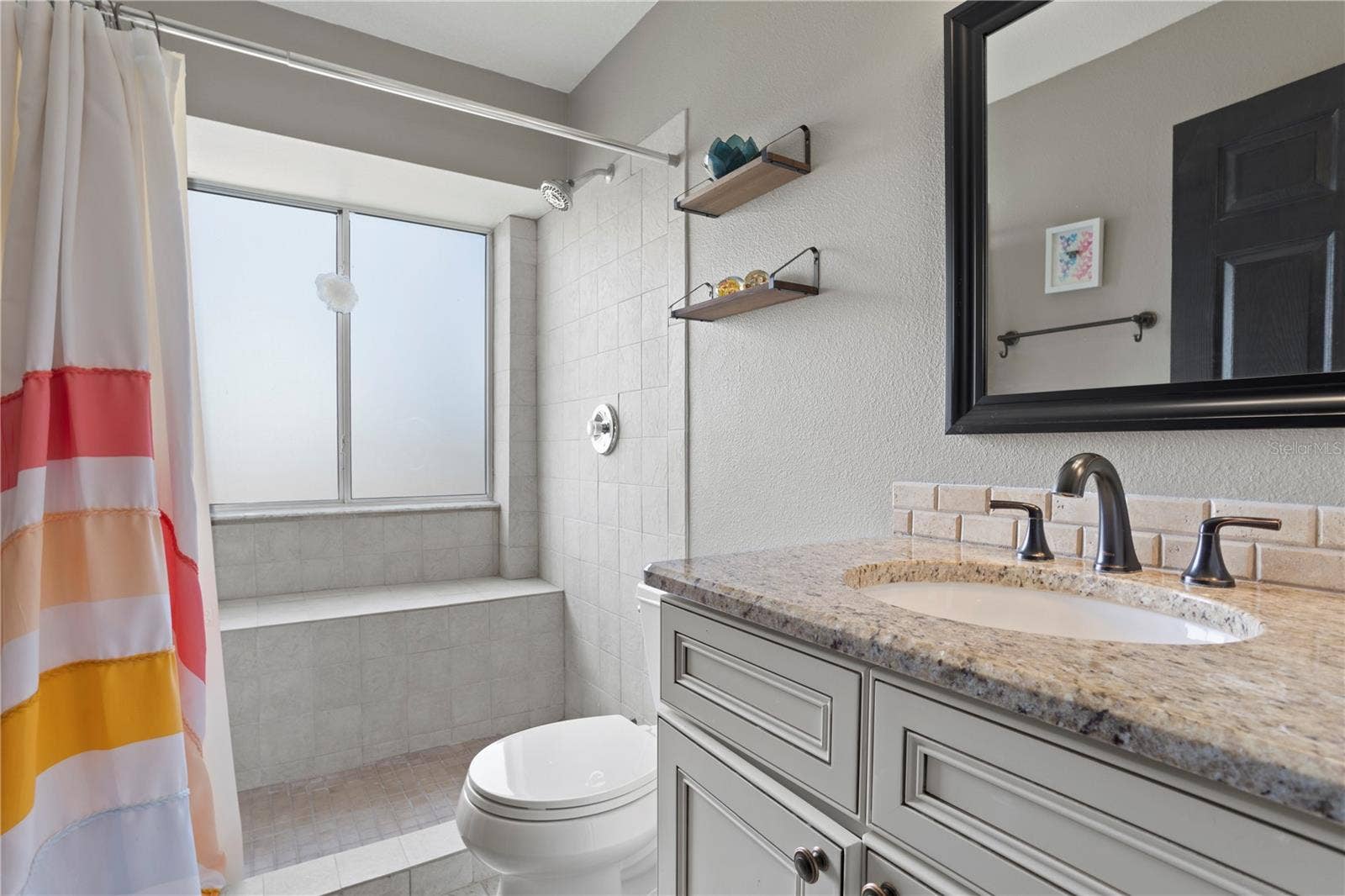 1017 EAGENS CREEK COURT, Oviedo, FL 32765 1017 EAGENS CREEK COURT, Oviedo, FL 32765