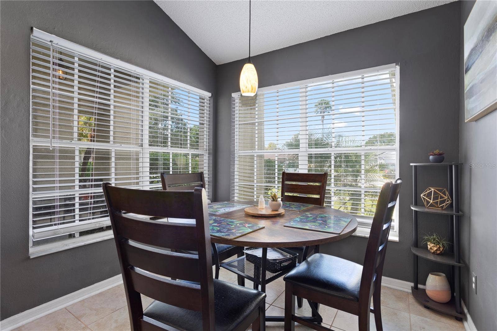 1017 EAGENS CREEK COURT, Oviedo, FL 32765 1017 EAGENS CREEK COURT, Oviedo, FL 32765