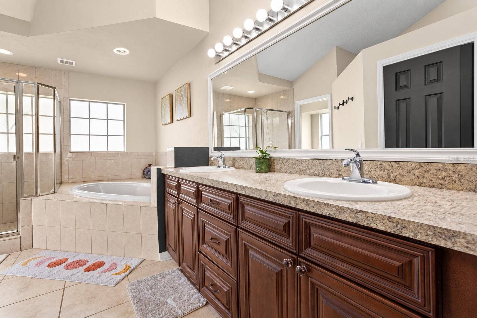 1017 EAGENS CREEK COURT, Oviedo, FL 32765 paint color adjusted