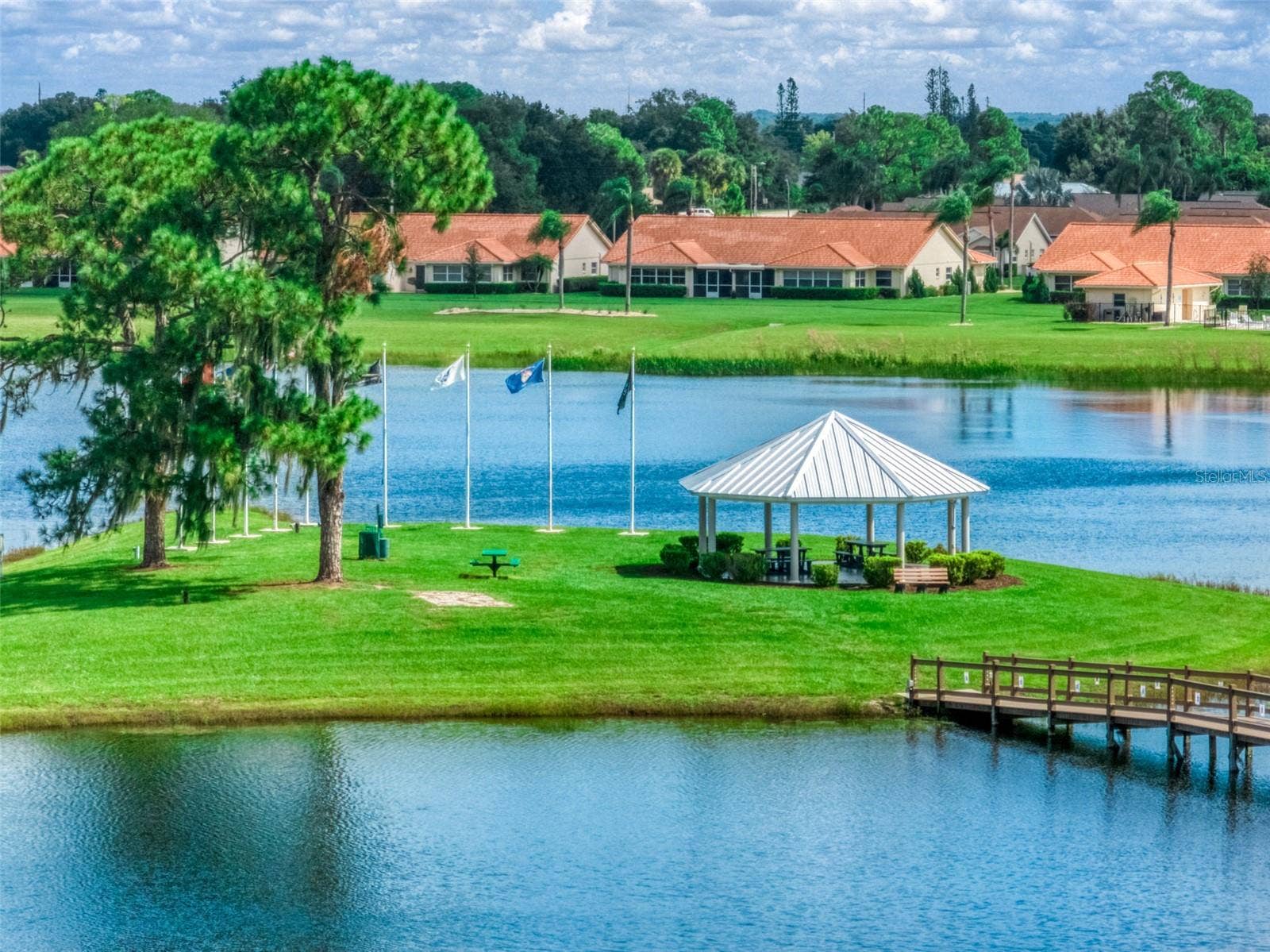 Sun N Lake Community