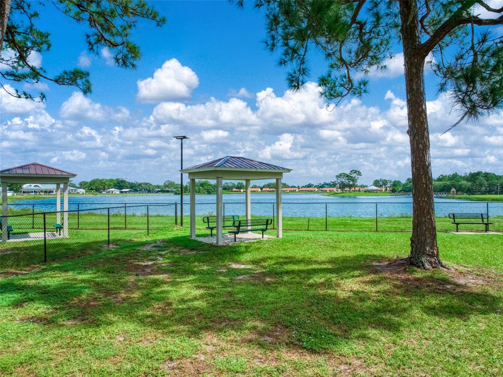 Sun N Lake Community