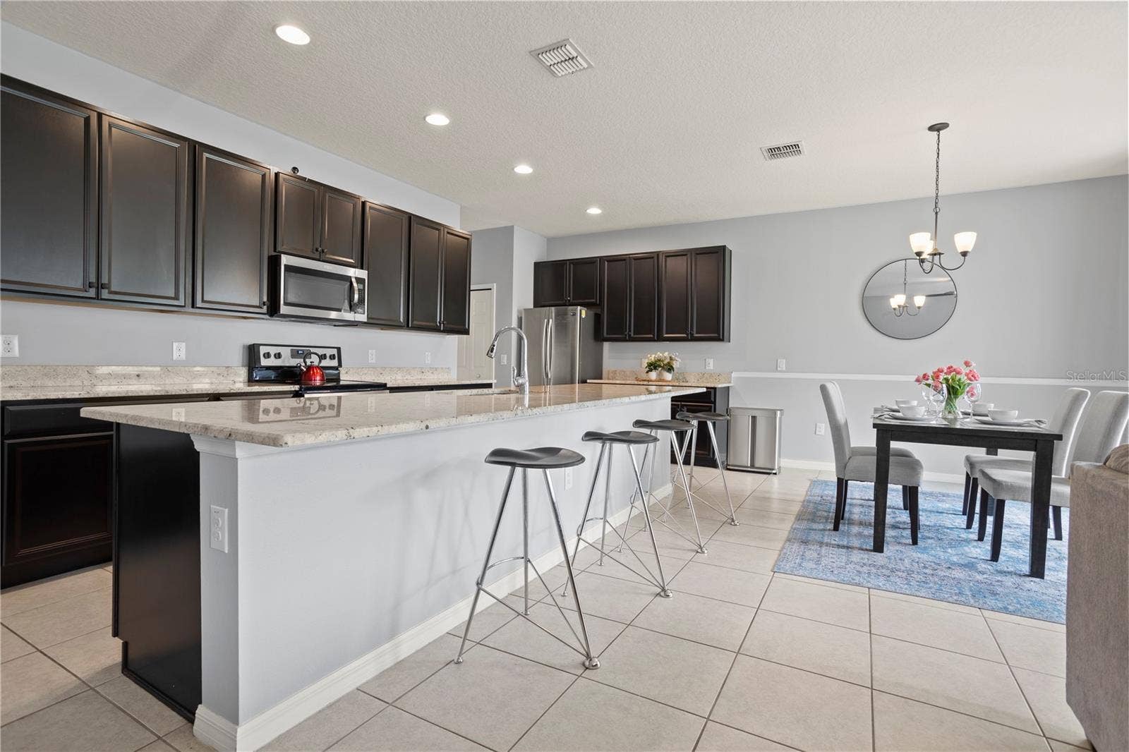 2431 WAXWING WAY, Sanford, FL 32773 2431 WAXWING WAY, Sanford, FL 32773