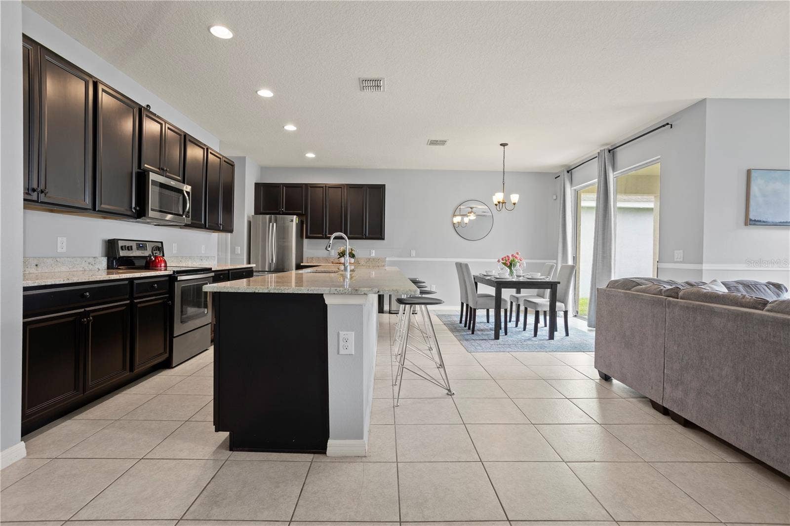 2431 WAXWING WAY, Sanford, FL 32773 2431 WAXWING WAY, Sanford, FL 32773