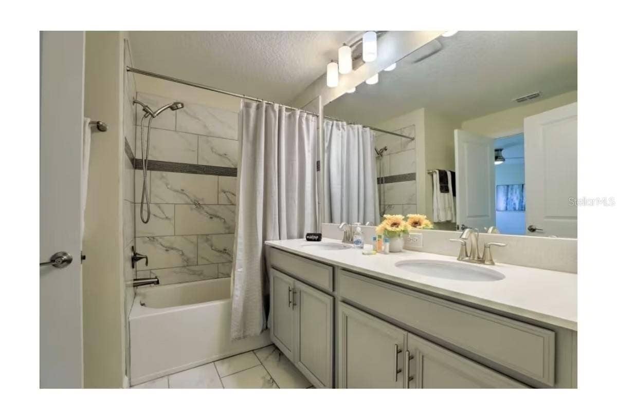 5017 WINDERMERE AVENUE, Kissimmee, FL 34746 5017 WINDERMERE AVENUE, Kissimmee, FL 34746