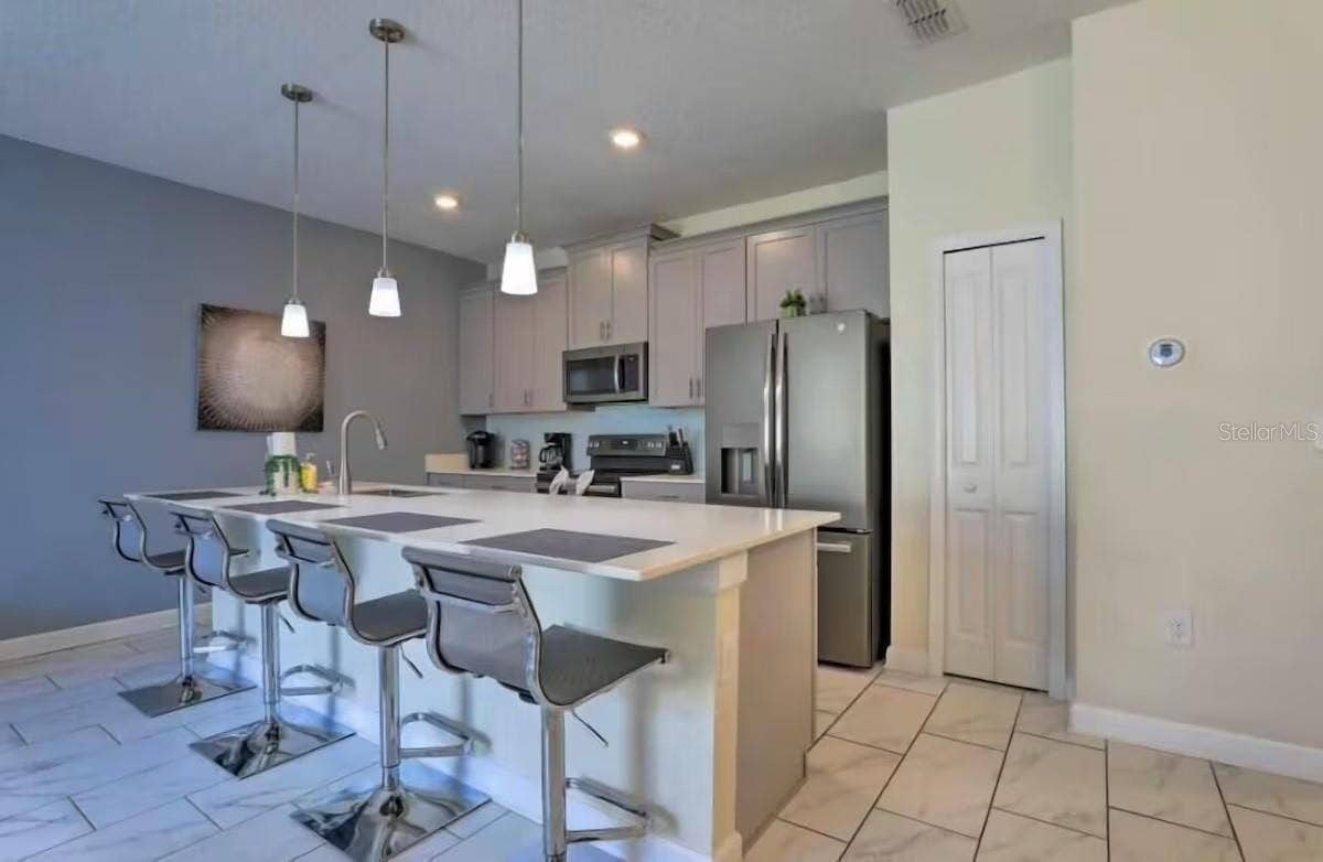 5017 WINDERMERE AVENUE, Kissimmee, FL 34746 5017 WINDERMERE AVENUE, Kissimmee, FL 34746