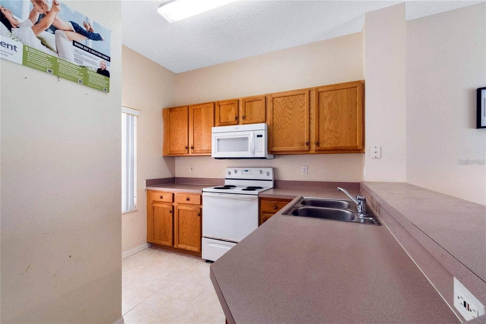 8516 CRYSTAL COVE LOOP, Kissimmee, FL 34747 8516 CRYSTAL COVE LOOP, Kissimmee, FL 34747