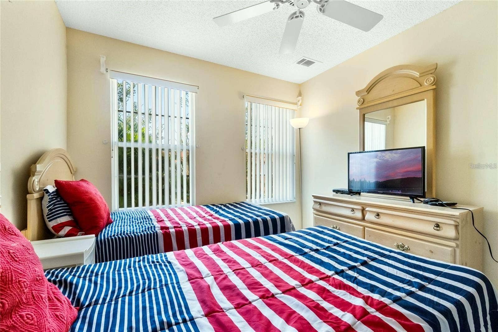 8516 CRYSTAL COVE LOOP, Kissimmee, FL 34747 8516 CRYSTAL COVE LOOP, Kissimmee, FL 34747