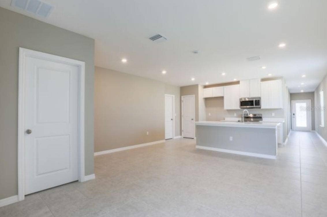 13 LOCUST LOOP COURSE, Ocala, FL 34472 Model home - actual features may vary.