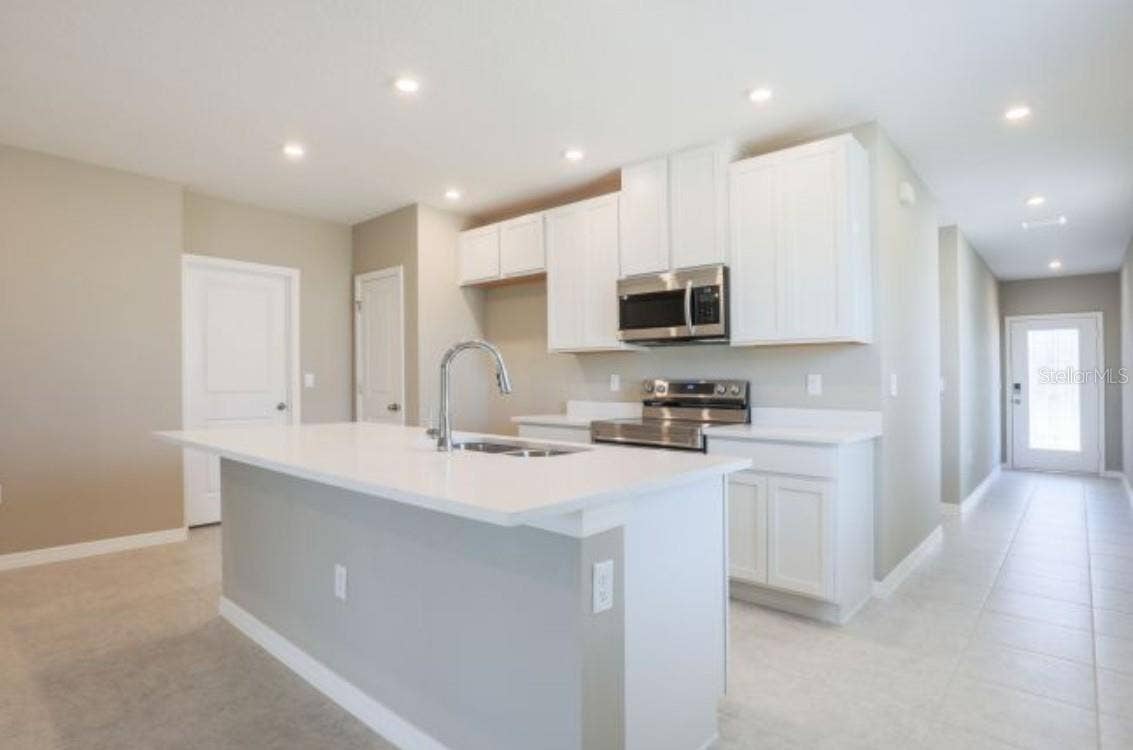 13 LOCUST LOOP COURSE, Ocala, FL 34472 Model home - actual features may vary.