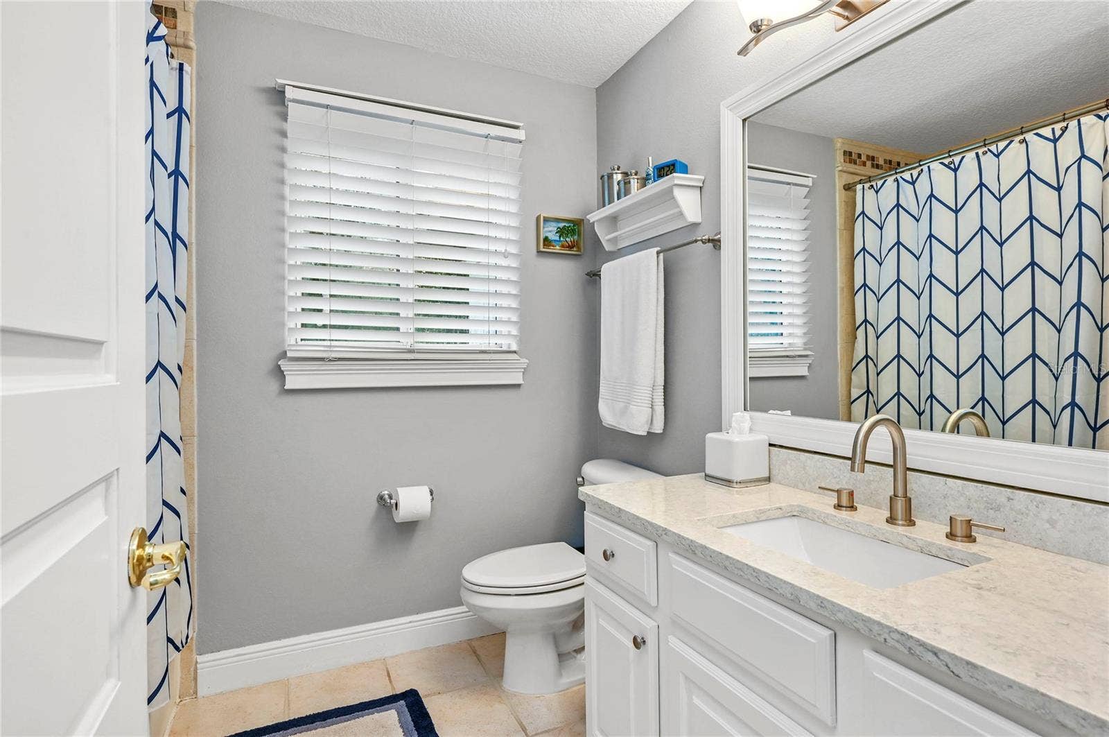 Full Bathroom in Upstairs Bonus Room