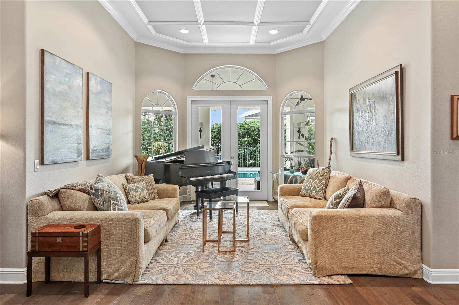 Light and Bright Living Room with Access to Rear Patio Area