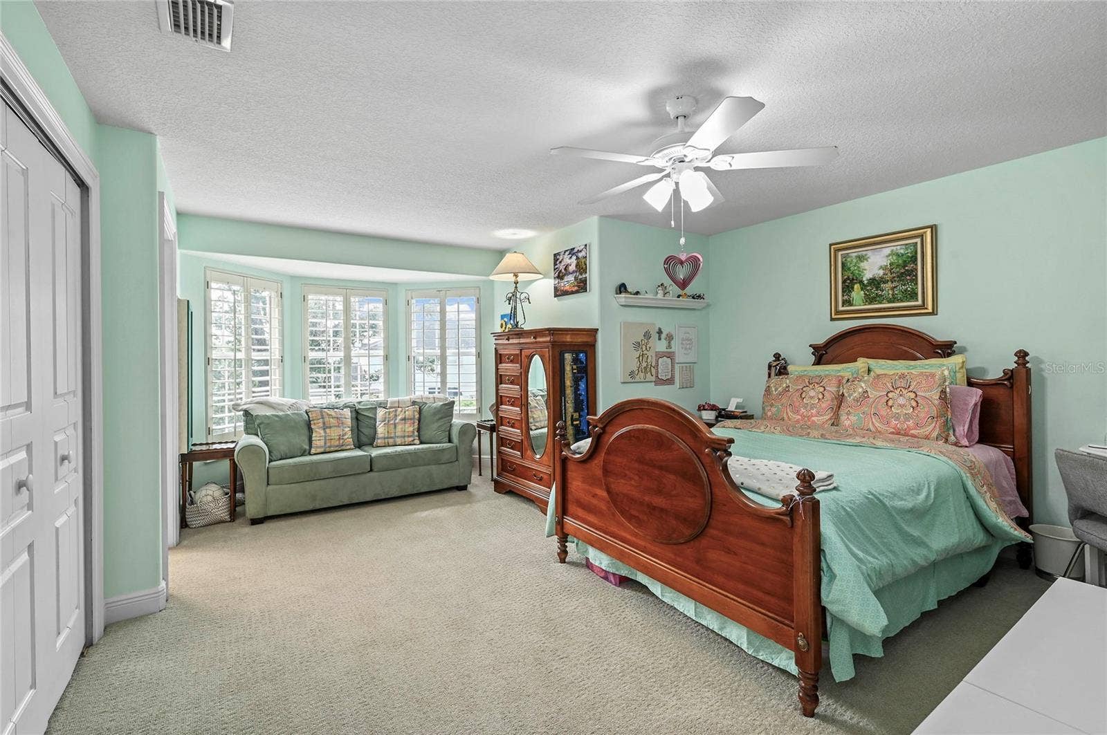 Spacious Bedroom 4