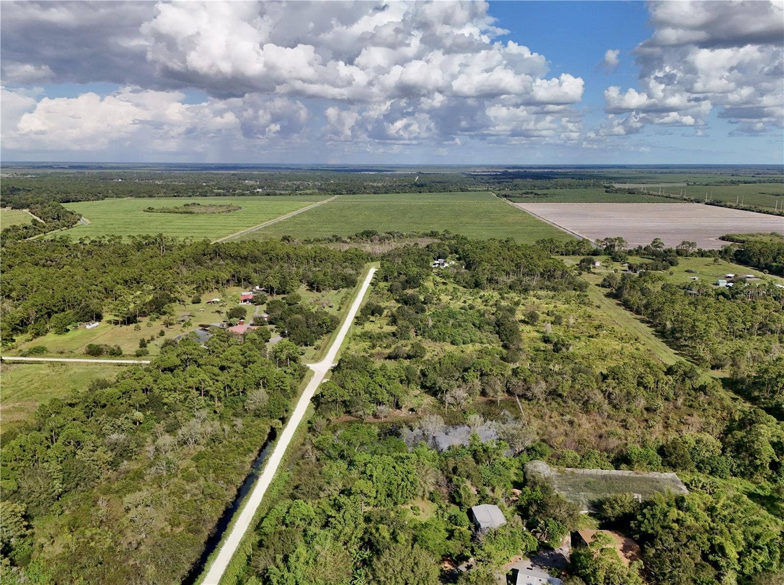 240 TAMPA AVENUE, Clewiston, FL 33440 240 TAMPA AVENUE, Clewiston, FL 33440