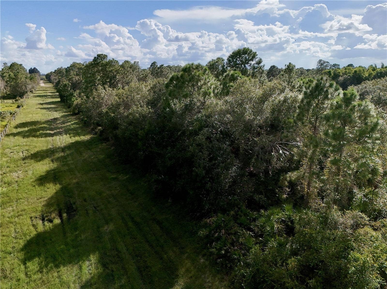 240 TAMPA AVENUE, Clewiston, FL 33440 240 TAMPA AVENUE, Clewiston, FL 33440