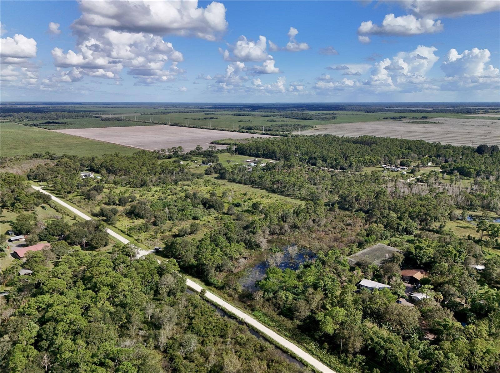 240 TAMPA AVENUE, Clewiston, FL 33440 240 TAMPA AVENUE, Clewiston, FL 33440