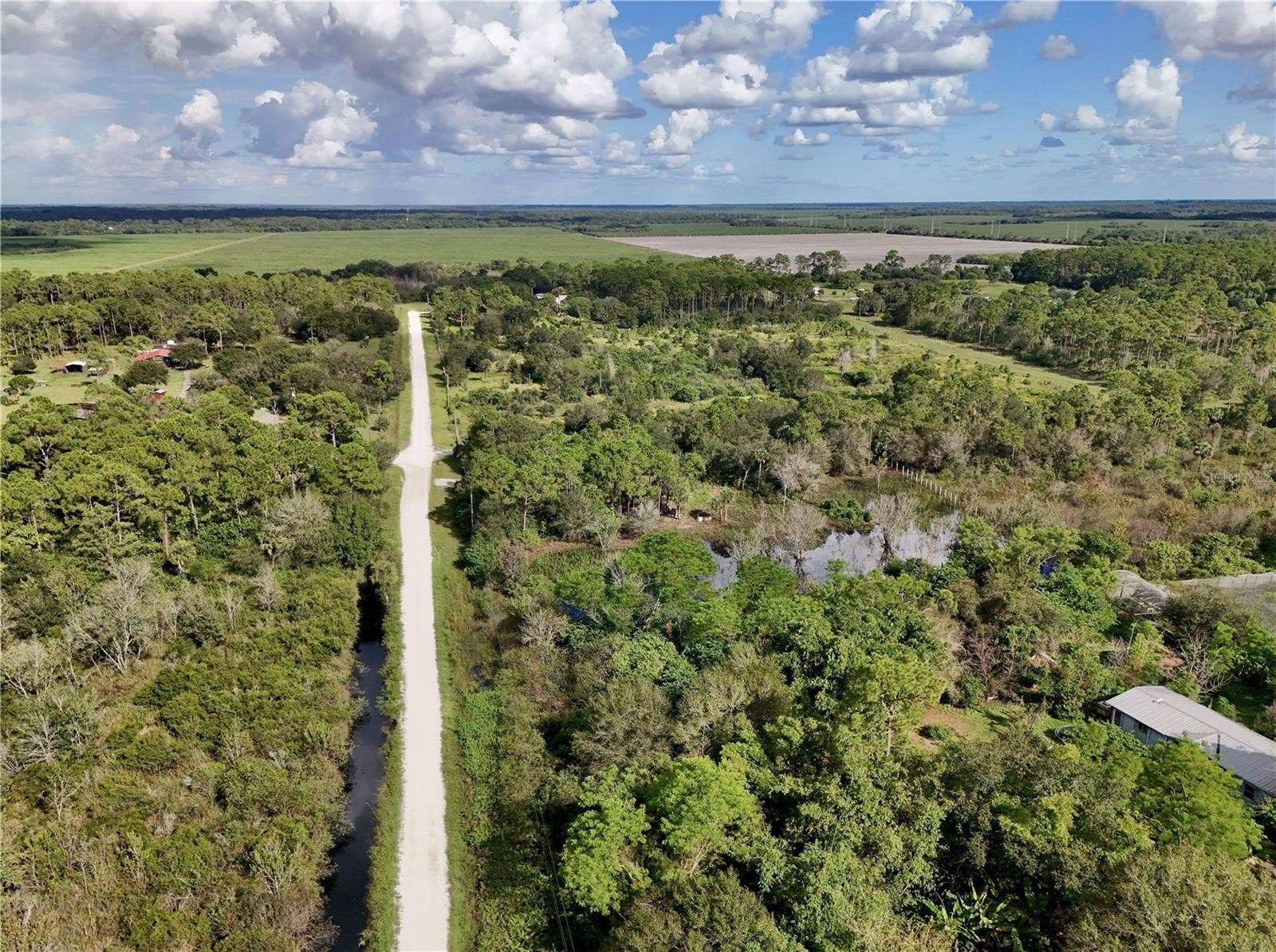 240 TAMPA AVENUE, Clewiston, FL 33440 240 TAMPA AVENUE, Clewiston, FL 33440