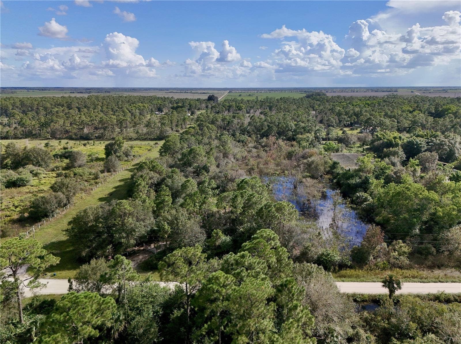 240 TAMPA AVENUE, Clewiston, FL 33440 240 TAMPA AVENUE, Clewiston, FL 33440