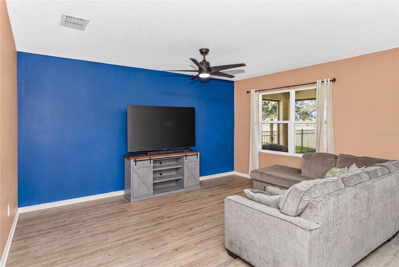 339 LAZIO CIRCLE, Debary, FL 32713