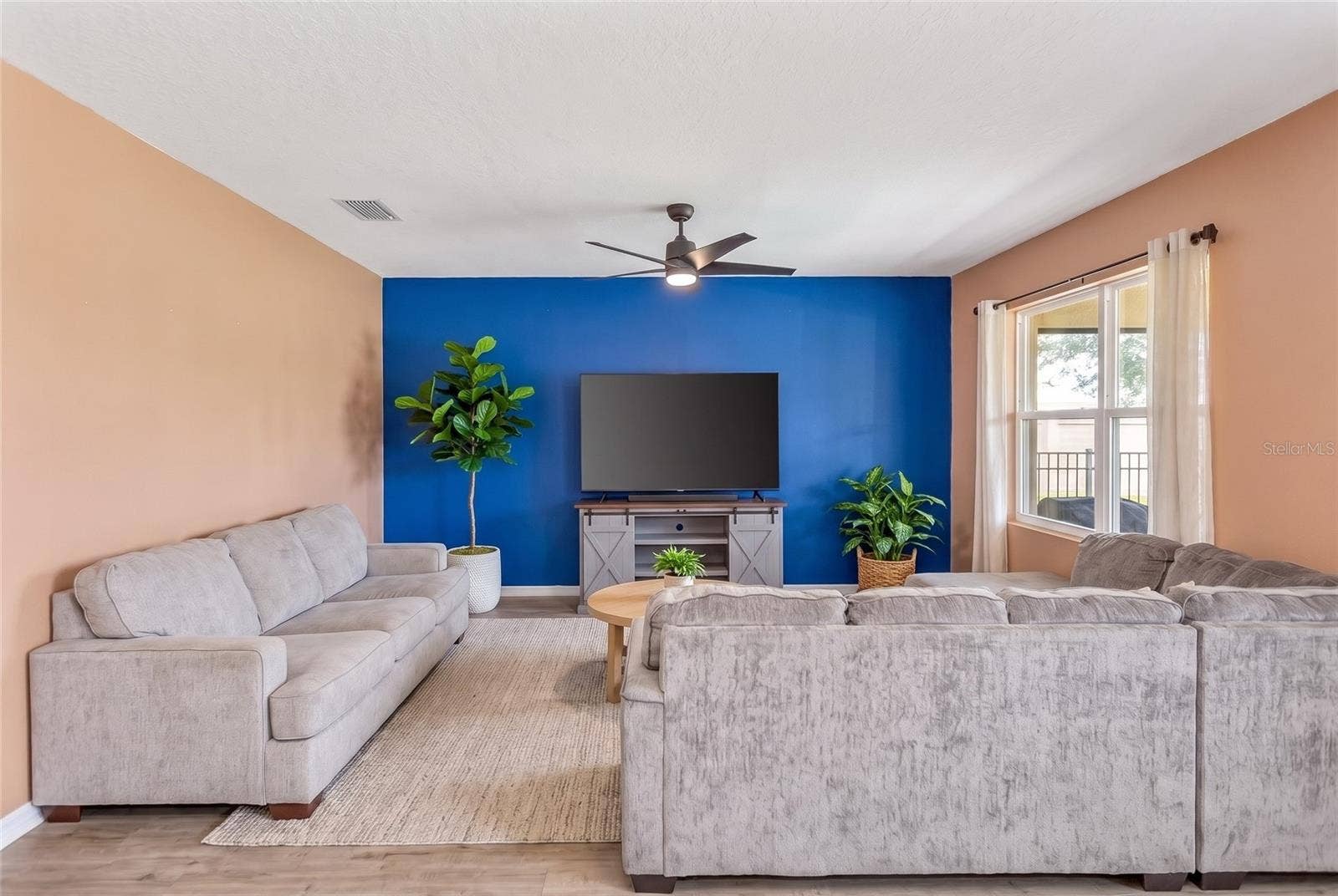 339 LAZIO CIRCLE, Debary, FL 32713
