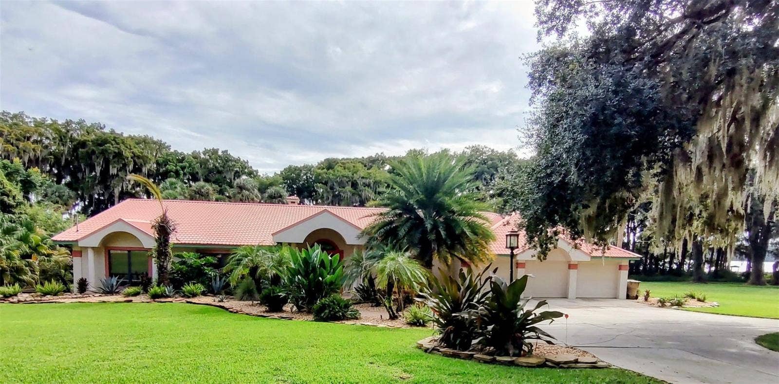 4345 CORLEY ISLAND ROAD, Leesburg, FL 34748
