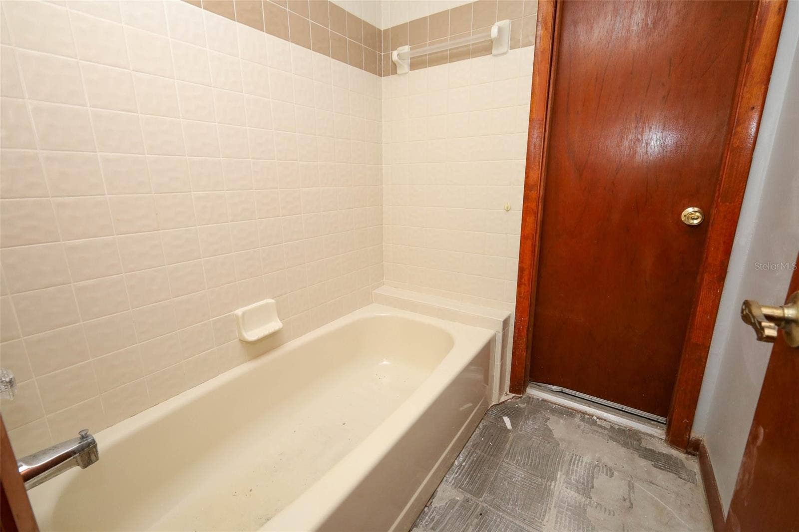 312 KIMBERLY COURT, Sanford, FL 32771 312 KIMBERLY COURT, Sanford, FL 32771