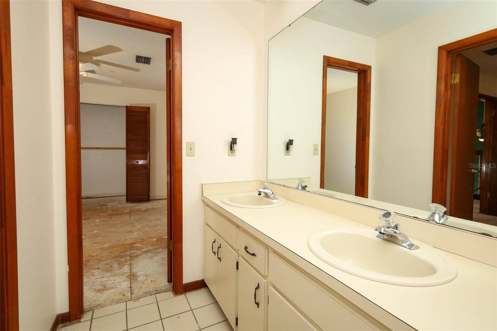 312 KIMBERLY COURT, Sanford, FL 32771 312 KIMBERLY COURT, Sanford, FL 32771
