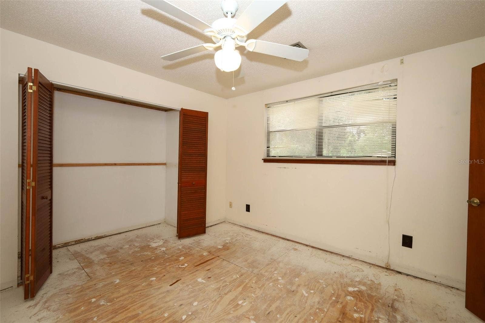 312 KIMBERLY COURT, Sanford, FL 32771 312 KIMBERLY COURT, Sanford, FL 32771