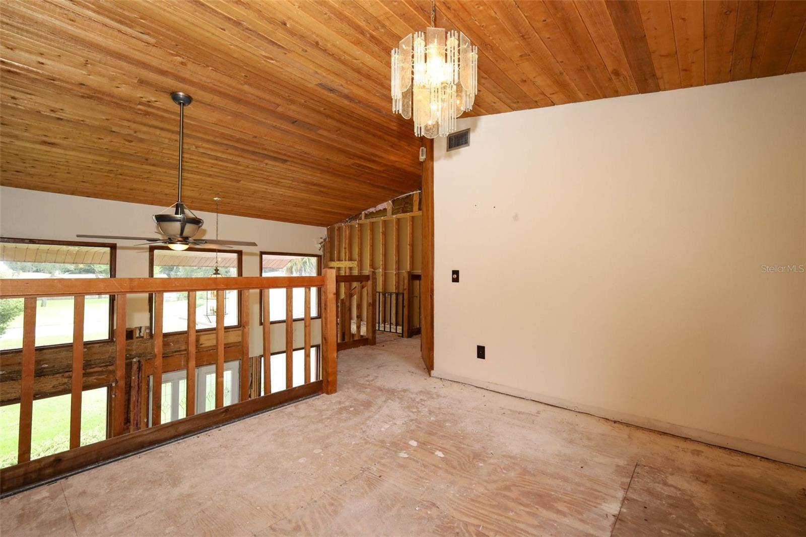 312 KIMBERLY COURT, Sanford, FL 32771 312 KIMBERLY COURT, Sanford, FL 32771