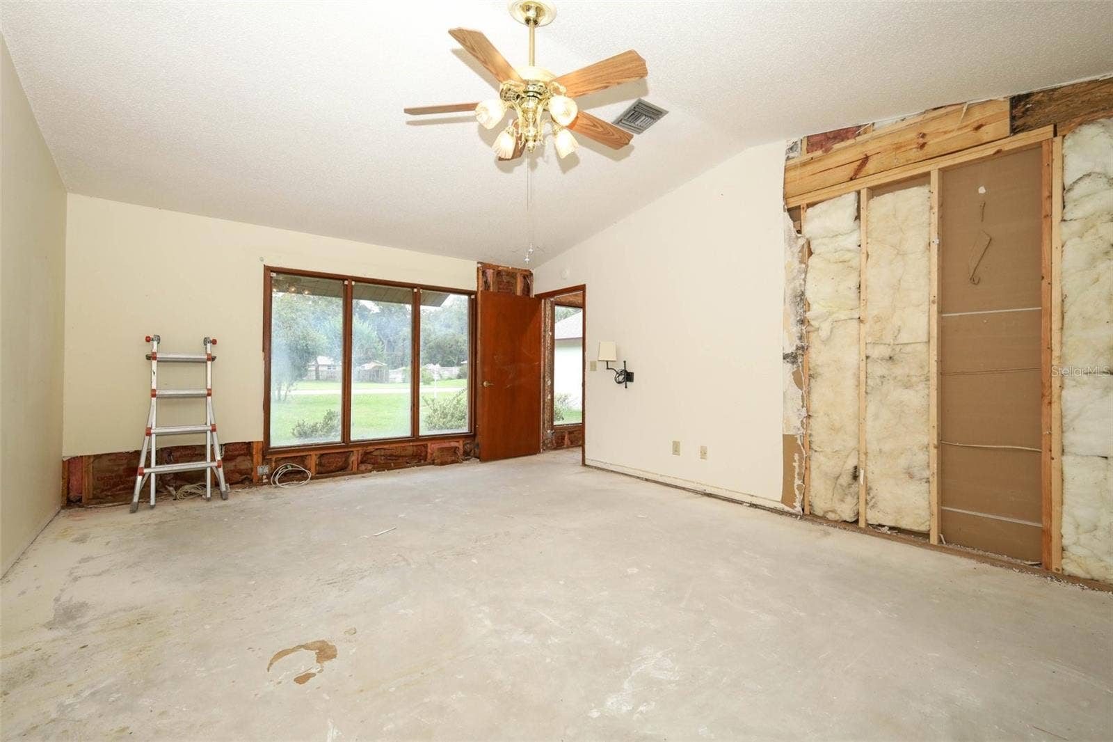 312 KIMBERLY COURT, Sanford, FL 32771 312 KIMBERLY COURT, Sanford, FL 32771