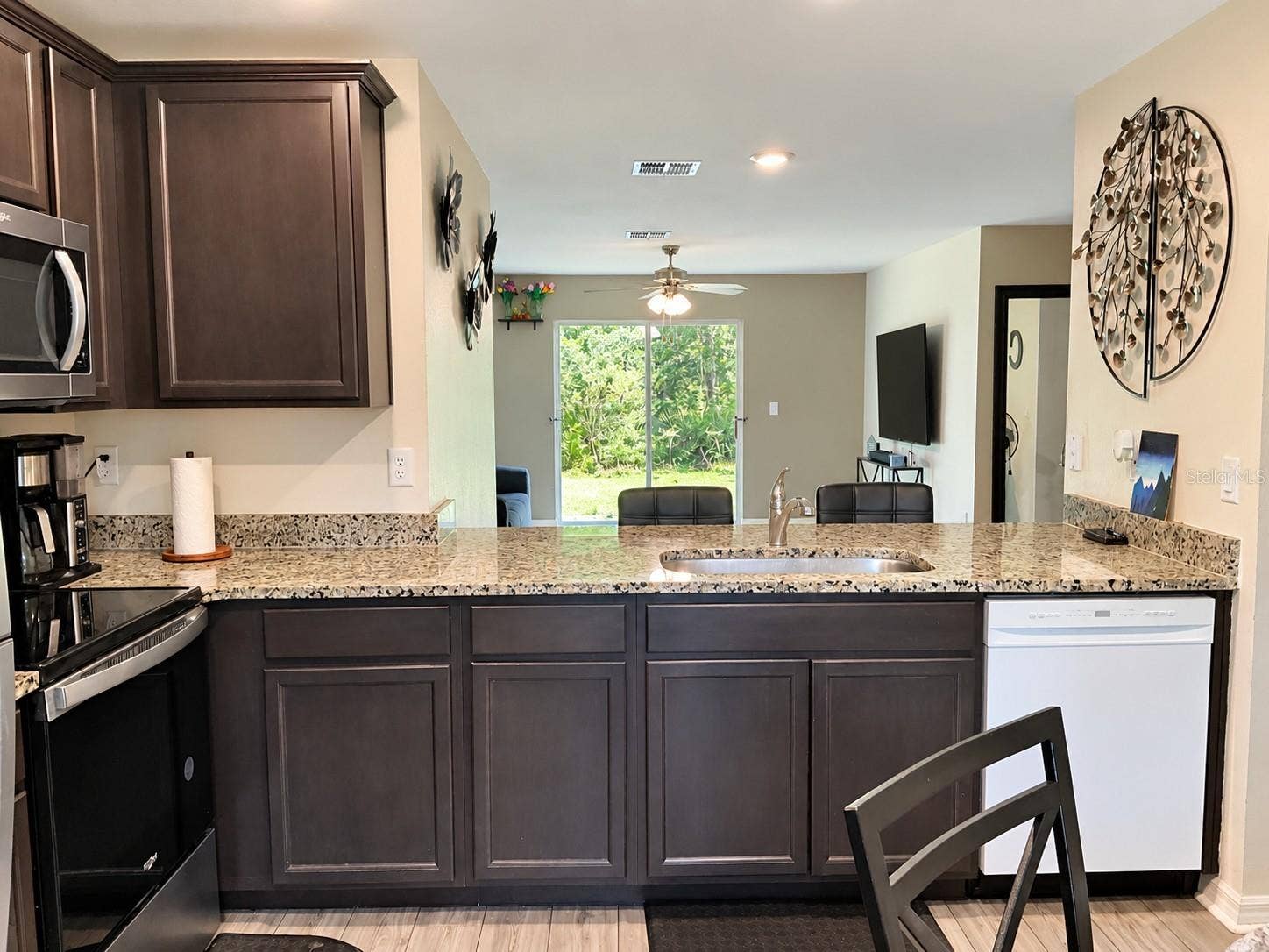 1373 EAST PARKWAY, Deland, FL 32724