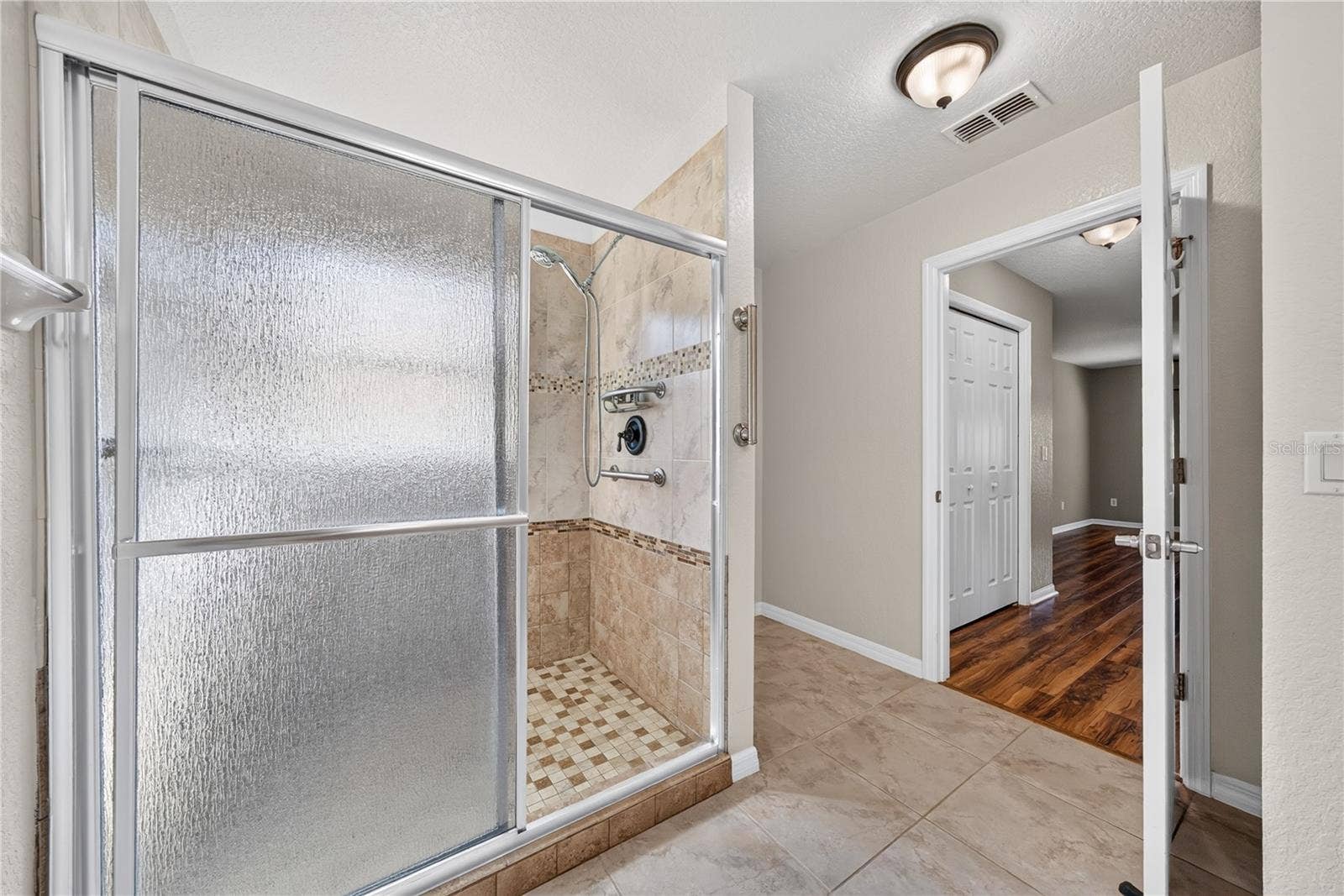 21630 BELGIAN COURT, Mount Dora, FL 32757 Primary Bathroom