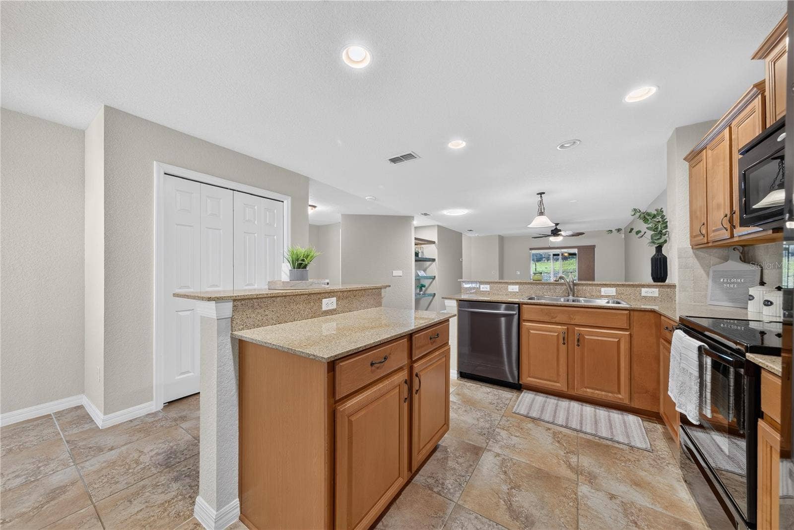 21630 BELGIAN COURT, Mount Dora, FL 32757 21630 BELGIAN COURT, Mount Dora, FL 32757