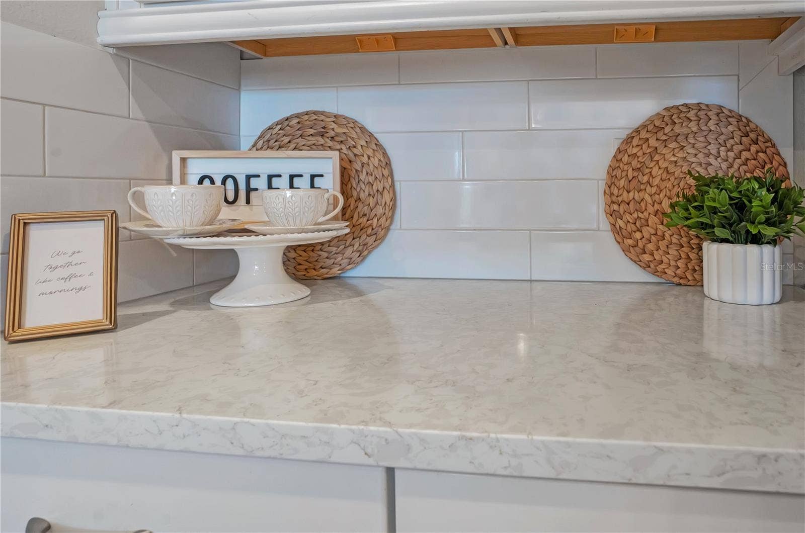7704 WESTLAND DRIVE, Kissimmee, FL 34747 Thoughtful decorative styling and carefully selected finishes reflect the attention to detail found throughout the home
