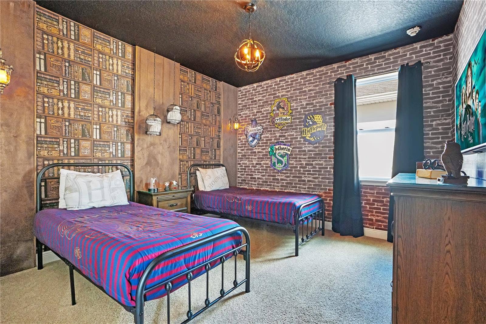 7704 WESTLAND DRIVE, Kissimmee, FL 34747 The Wizard's Chamber -a magical Harry Potter-inspired retreat with immersive castle-inspired details