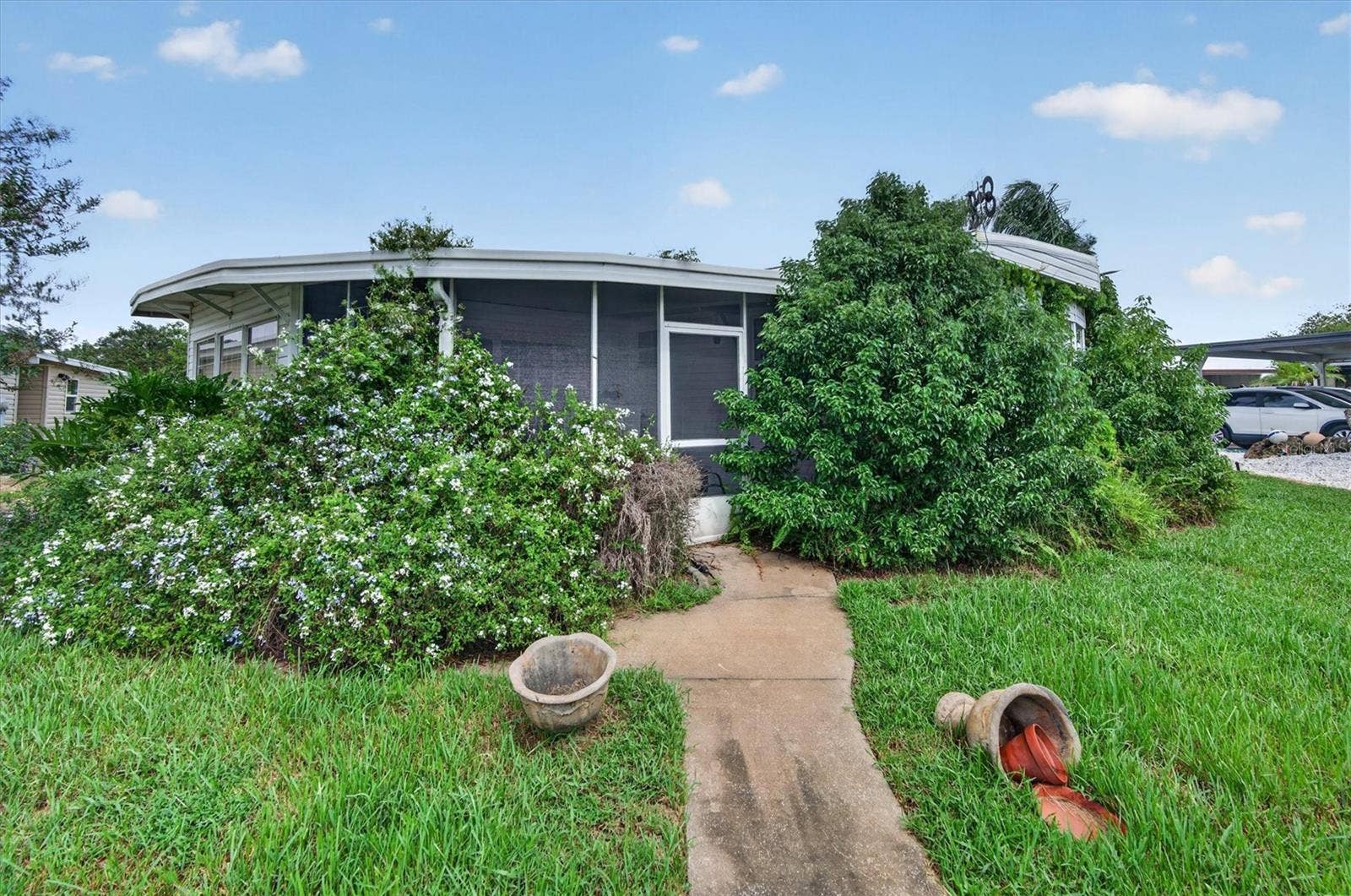 953 TODD WAY, Tavares, FL 32778 953 TODD WAY, Tavares, FL 32778