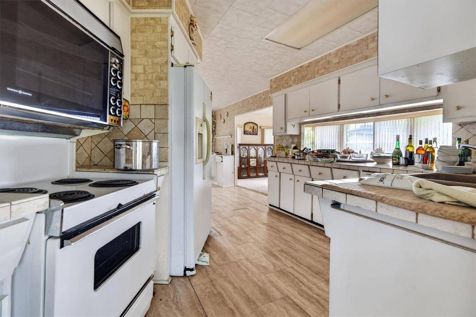 953 TODD WAY, Tavares, FL 32778 953 TODD WAY, Tavares, FL 32778