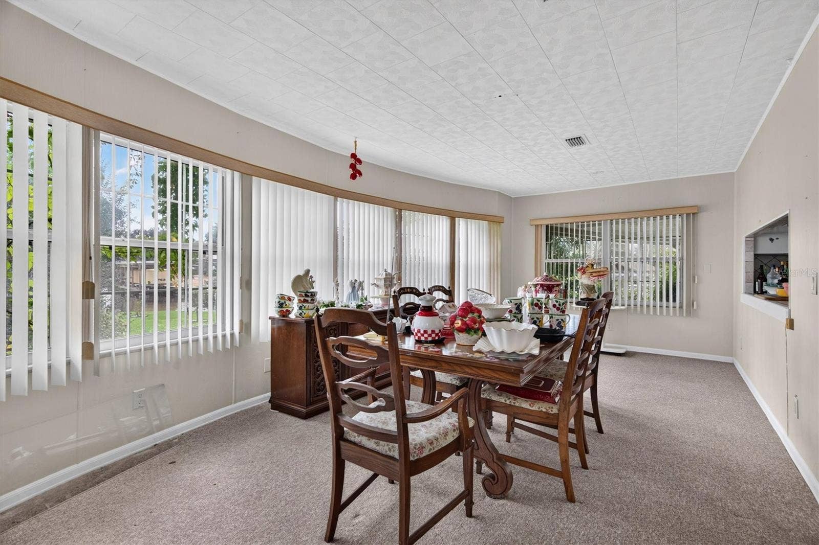 953 TODD WAY, Tavares, FL 32778 953 TODD WAY, Tavares, FL 32778