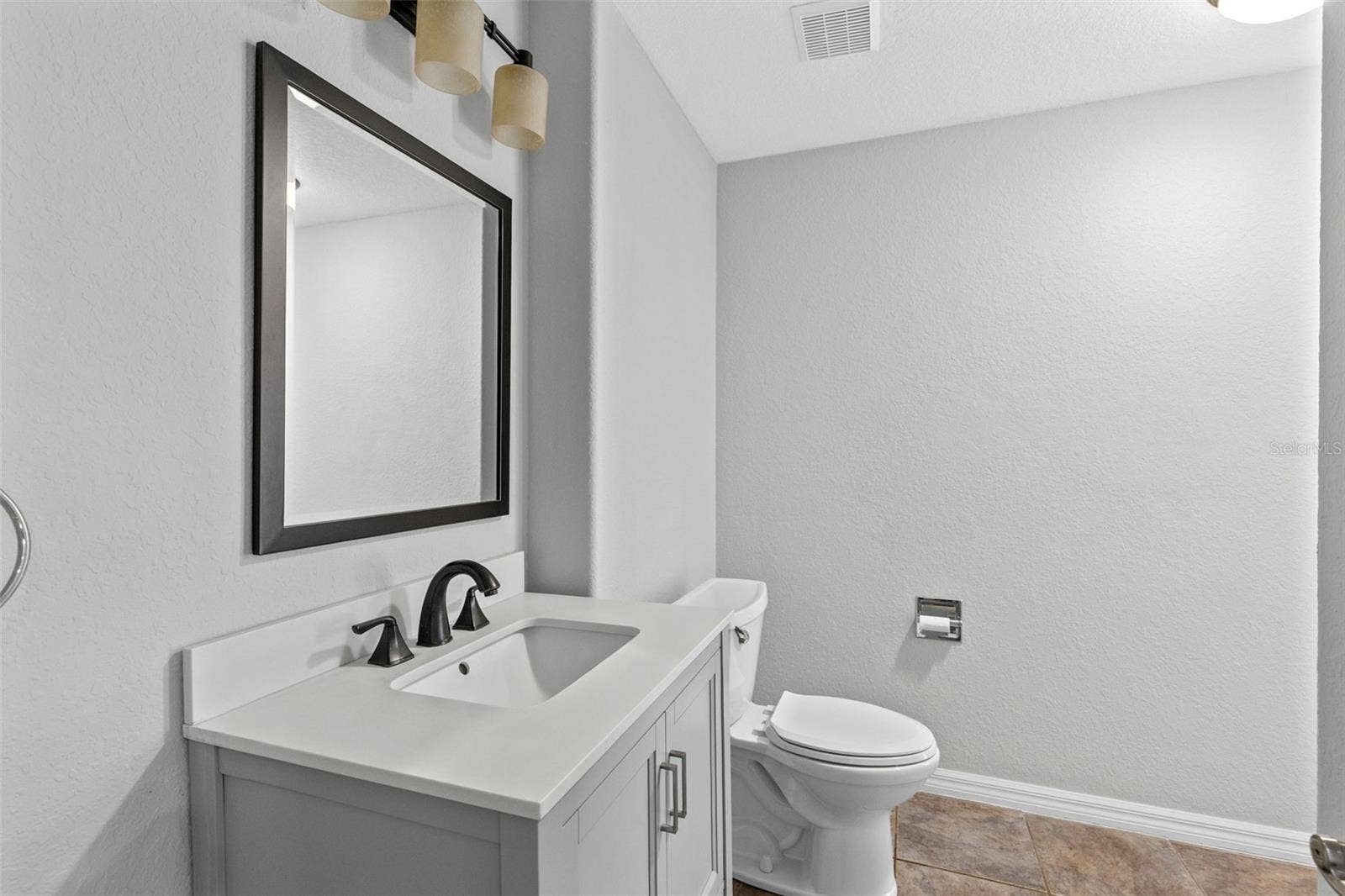 19900 QUINELLA STREET, Orlando, FL 32833 19900 QUINELLA STREET, Orlando, FL 32833