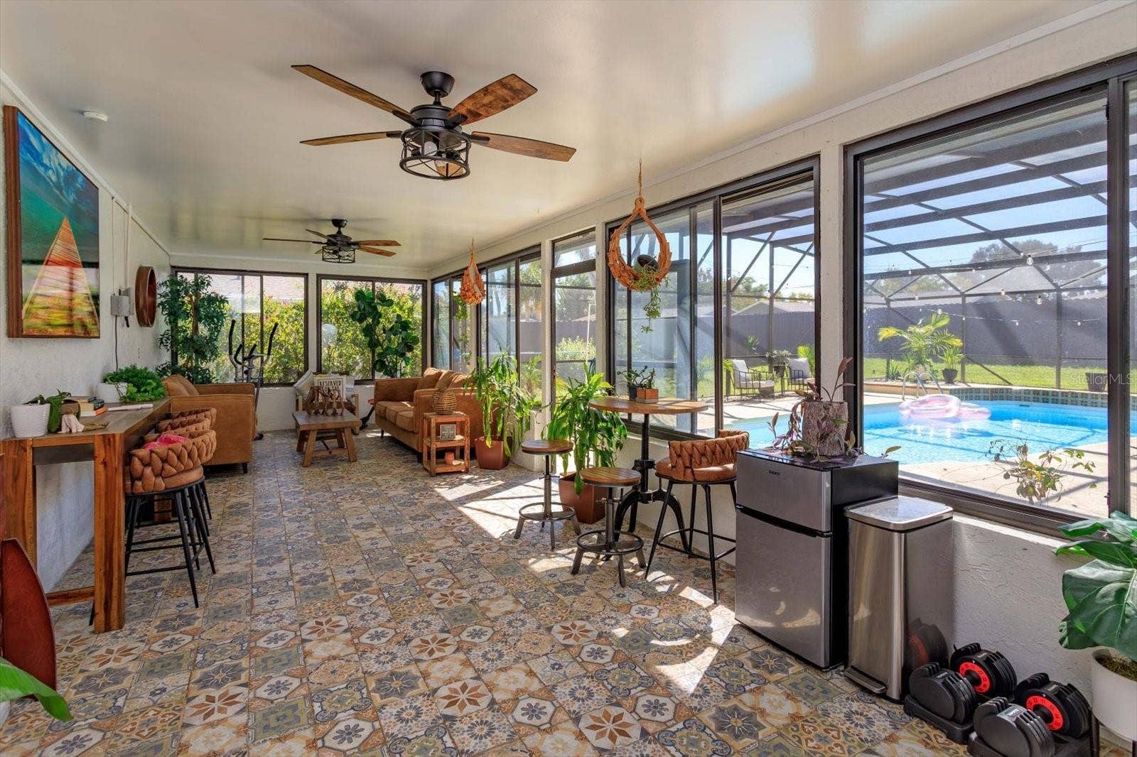 1931 ASTER DRIVE, Winter Park, FL 32792 Fantastic enclosed lanai with new ceiling fans