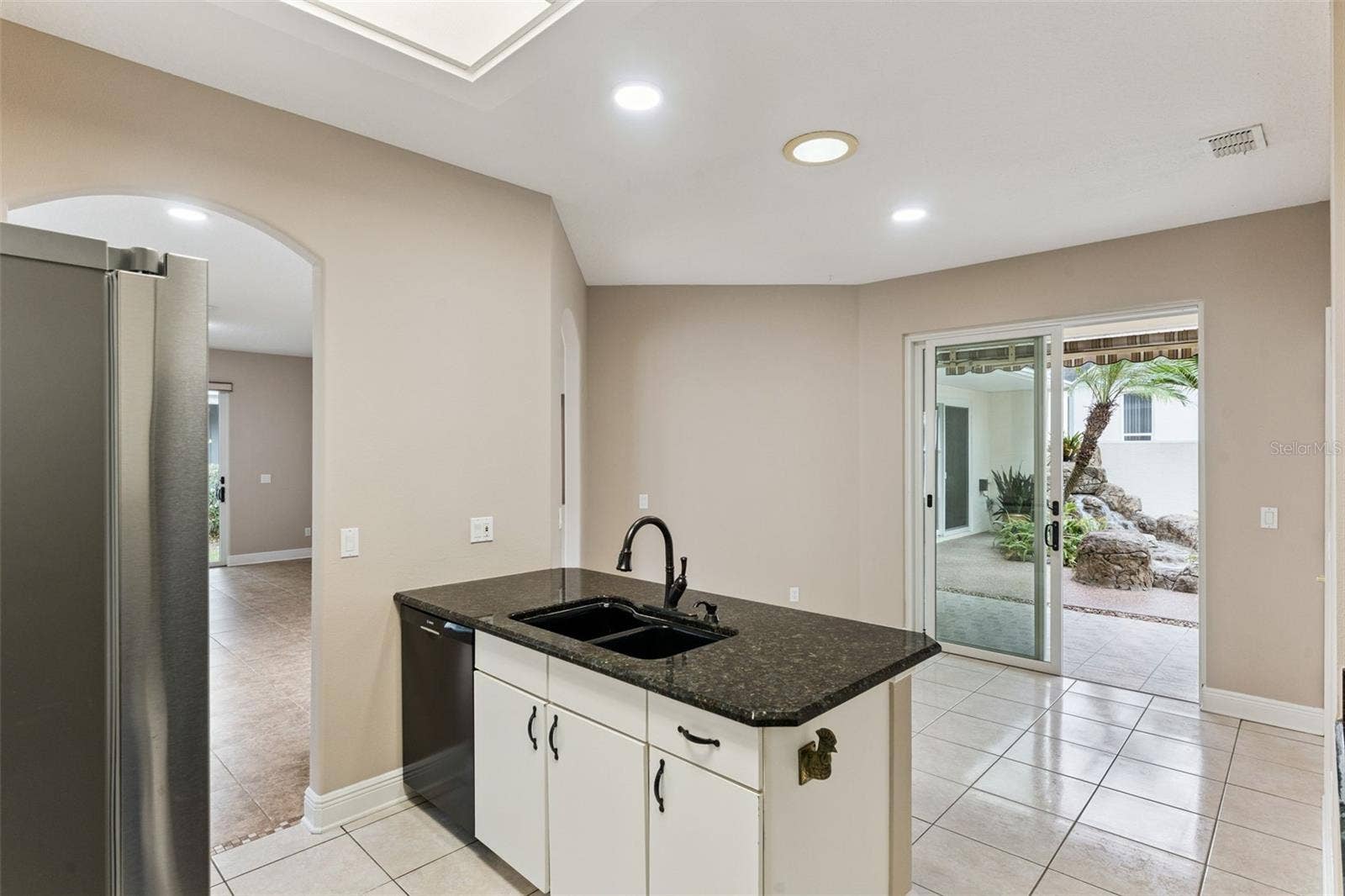 4242 NEWLAND STREET, Clermont, FL 34711 Kitchen